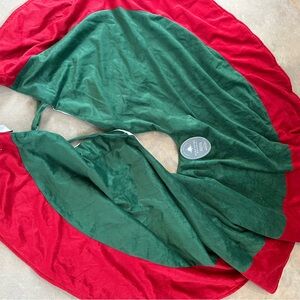 Holiday Tree Skirt Red and Green